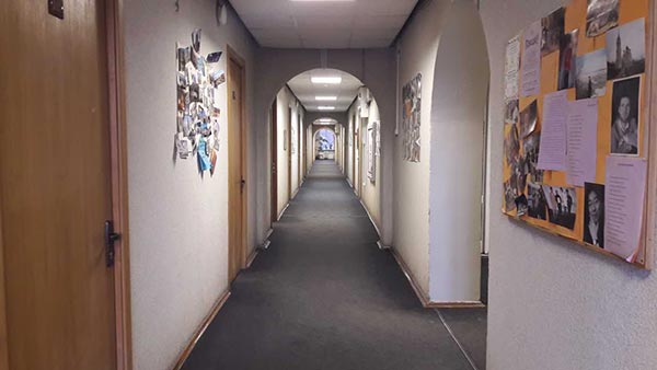 校园室内走廊（示意图）